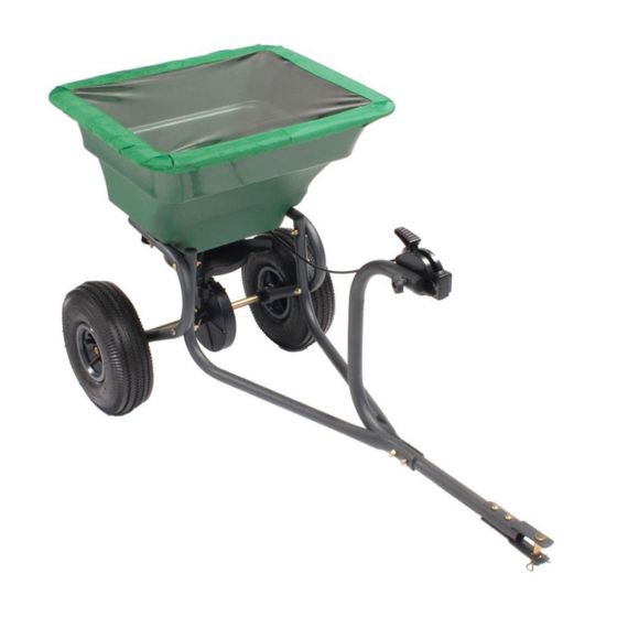 Tow broadcast spreader
