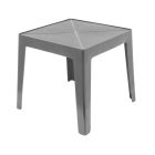Table carrée, gris neutre