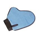 Grooming glove for cats