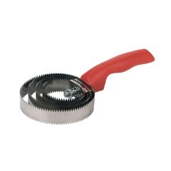 Metal currycomb, spiral shape