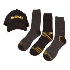 Set of 3 pairs of socks and 1 cap
