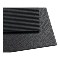 Tapis en caoutchouc, Ameba, noir, 3’ x 4’ x 1/2"