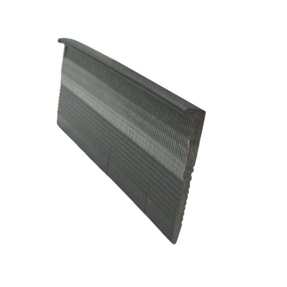 Clous à plancher de bois franc