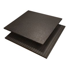 Tapis de caoutchouc nid d'abeille noir 4' x 6'