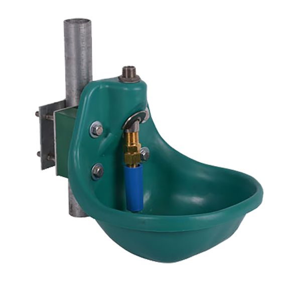Automatic waterer for cattle ans horses