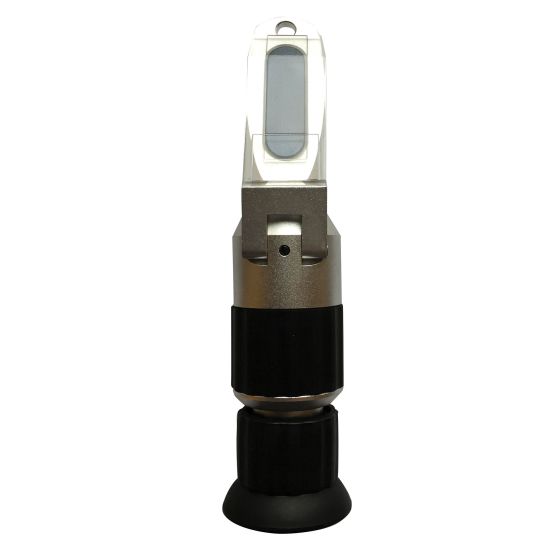 Refractometer