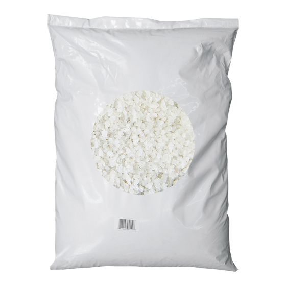 Mineral anti-skid agent