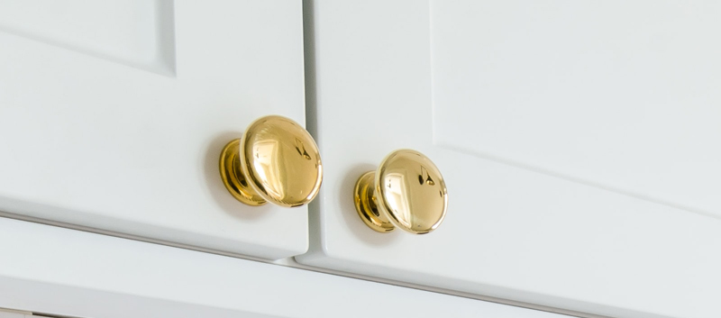 Cabinet Handles and Knobs