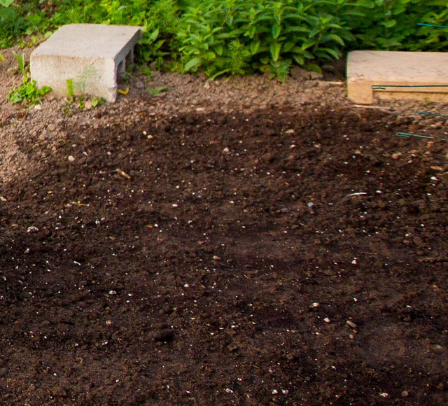 Les étapes de préparation du sol avant l'installation des dalles de patio