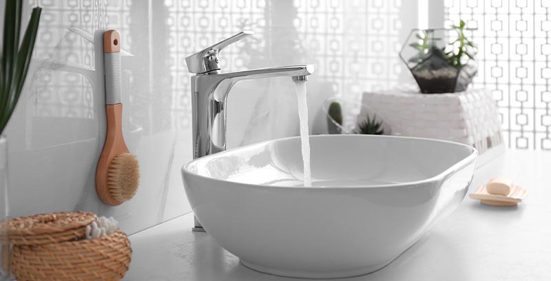 White bathroom sink - BMR